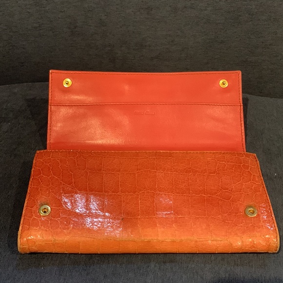 Authentic croc embossed miu miu snap wallet - Picture 2 of 10